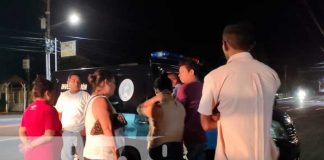 Conductor impacta a pasajeros que viajaban en una caponera, en Managua