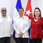 Embajador de Cuba visita la CSJ, Cinemateca Nacional, Canales 6, 4 y 13