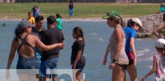 Familias gozan del feriado nacional en el Centro Turístico de Xiloá 