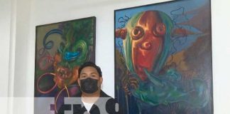 Exhibición de obras por parte de alumnos de artes plásticas en Nicaragua