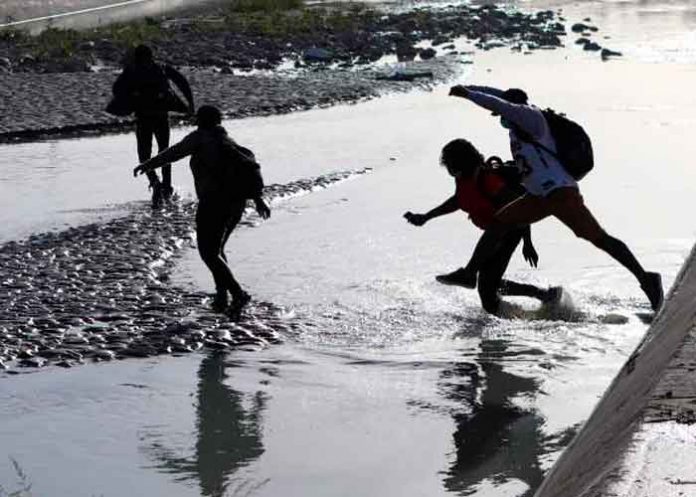 Más de 200 migrantes son interceptados en Texas en dos días ¡cifras récord!