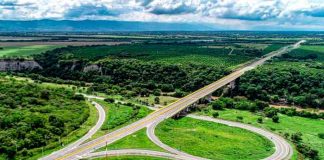 Vía entre Medellín y Bogotá, donde ocurrió un mortal accidente en Colombia