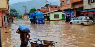 60 mil familias afectadas y 22 han fallecidos por lluvias en Bolivia.