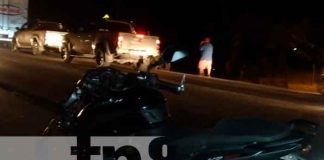 Motociclista y acompañante lesionados en accidente de tránsito en Managua