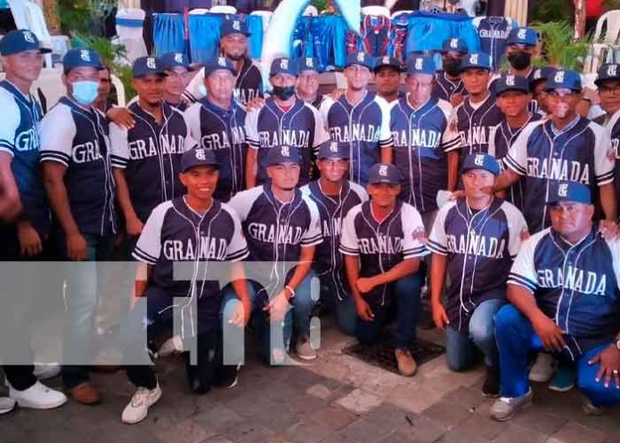 Tiburones de Granada listos para participación en la liga de béisbol GPO