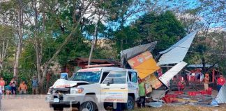 Camión con cargamento choca una ambulancia en carretera Boaco-Managua