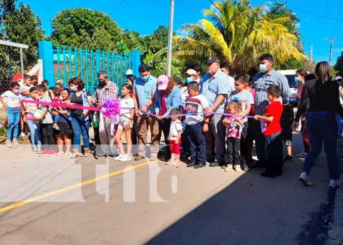 17 cuadras de la comunidad San Isidro de la Cruz Verde son inaugurados