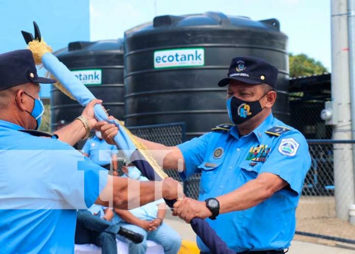 Acto por traspaso de jefe policial en el Triángulo Minero, Nicaragua