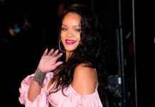 Rihanna presume por primera vez su embarazo en redes