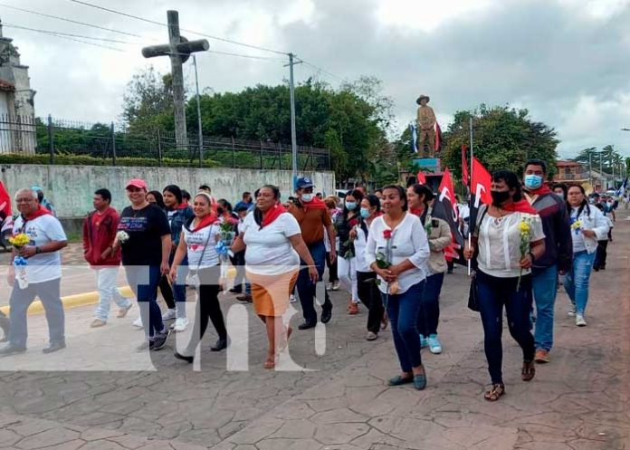 Homenaje a Sandino en las calles de Masaya