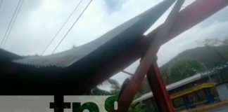 Fuerte Tornado con lluvia afecta una vivienda en La Palma, Juigalpa