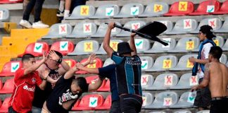 Batalla campal de las barras en un partido en México deja muertos y heridos