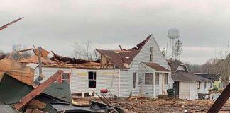 Tremendo tornado en Iowa, Estados Unidos causa muertes y severos daños