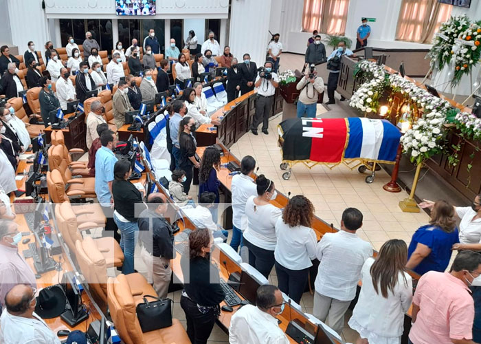 Asamblea Nacional rinde homenaje póstumo a Diputado Guillermo Arce 