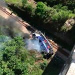 ¡Trágico! 11 muertos al caer un autobús por un precipicio en Brasil