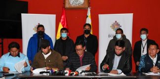 Maestros y Gobierno de Bolivia suscriben acuerdo que pone fin a protestas