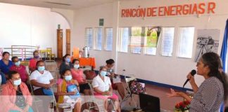 Encuentro con mujeres de cooperativas en Estelí