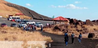 Turistas locales visitaron el Volcán Masaya y Catarina