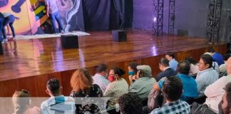 Artistas de Nicaragua reciben reconocimientos