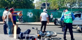 Accidente de tránsito con dos motos en Managua