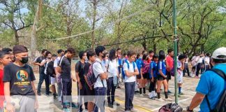 Inicio de los juegos de secundaria desde un colegio en Managua