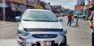 Imprudencia de taxista deja lesionado a motorizado, Managua