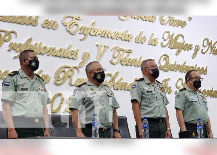 Ejército de Nicaragua gradúa a nuevos profesionales de la salud