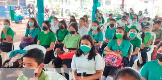 Actividad para promover el reciclaje en colegio público de Tipitapa