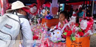 Mercados de Masaya llenos de regalos para el Día de las Madres, este 30 de mayo