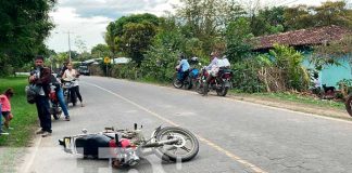 Motociclista provoca accidente y se da a la fuga en Jalapa