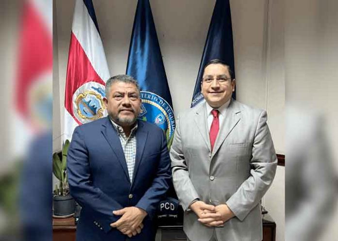 Embajador de Nicaragua realiza cordial visita a importante Ministro de Costa Rica