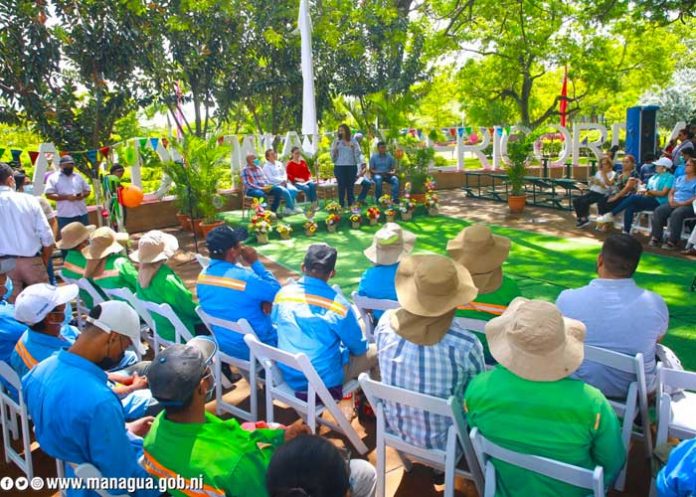 Parques más limpios de Managua reciben reconocimientos