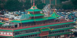 'Jumbo', restaurante flotante de Hong Kong, se hunde