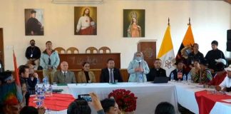 Ecuador volverá al diálogo con indígenas tras días de movilizaciones