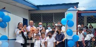 Inauguración de mejoras en colegio de una comunidad de Masaya