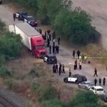 ¡Fatal sueño americano! 50 migrantes muertos dentro de un tráiler en Texas