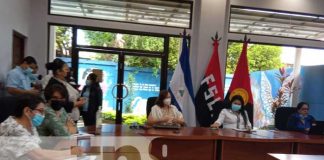 Conferencia de prensa con autoridades educativas en Nicaragua