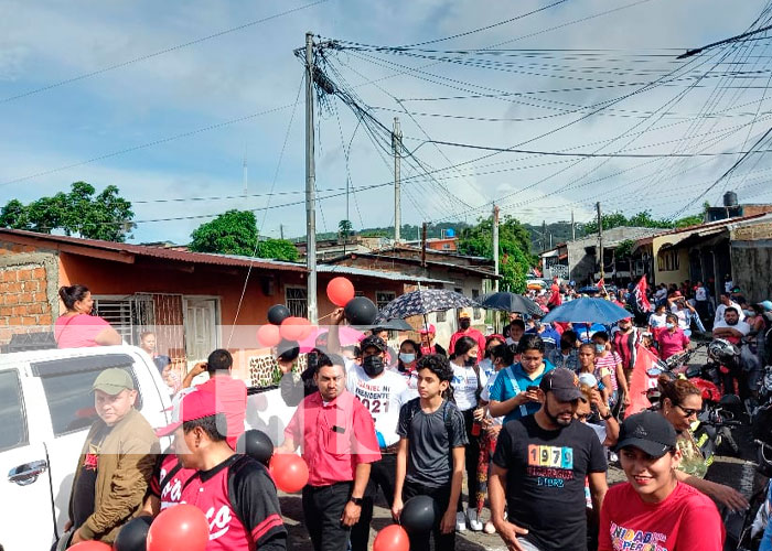 Realizan caminata en celebración del 43/19 en Boaco