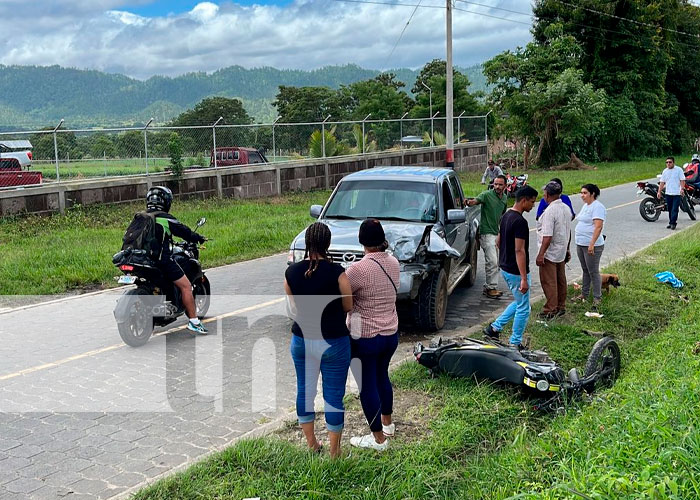 Accidente de tránsito deja a una persona lesionada en Jalapa