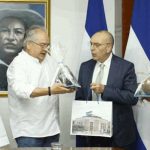 Presidente del parlamento nicaragüense recibe a senadores italianos