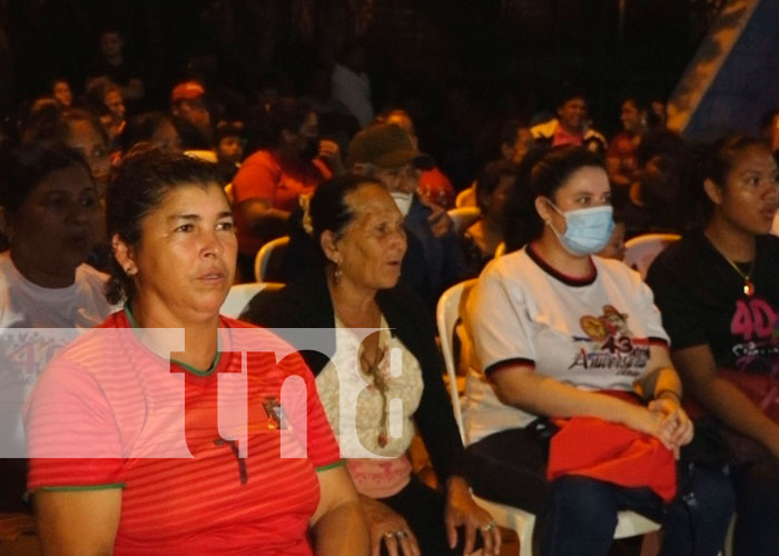 Familias sandinista de Rivas en vigilia para celebrar el 43/19