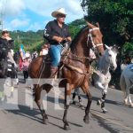 Realizan desfile hípico en la ciudad de Boaco