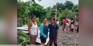 Gobierno entrega plan techo a familias afectadas por Bonnie en Ometepe