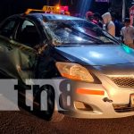 Motociclista pierde la vida tras estrellarse contra un taxi