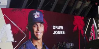 drew jones, mlb, draft, beisbol, holiday,