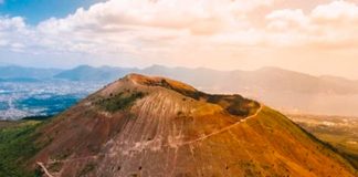 Turista 'no estaba en la raya' al caer en cráter de Volcán 