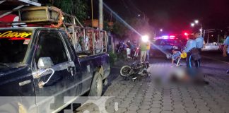 Hombre perece tras estrellarse contra una camioneta en Managua