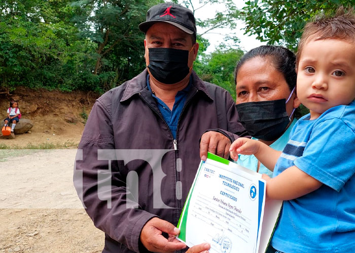 Productores de San Lucas aprovechan estrategia de escuelas técnicas del campo