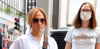 Violet Affleck captadas por paparazzis junto a Jennifer