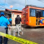 Anciano perece bajo las llantas de un bus en Managua